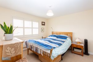 Bedroom- click for photo gallery